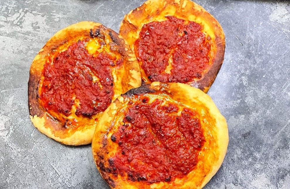 Tomato & Oregano Pizzette