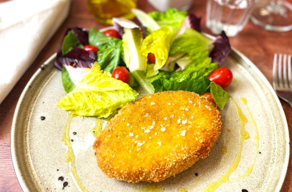 Crispy Spinach & Ricotta Cutlet, Vegetable Selection